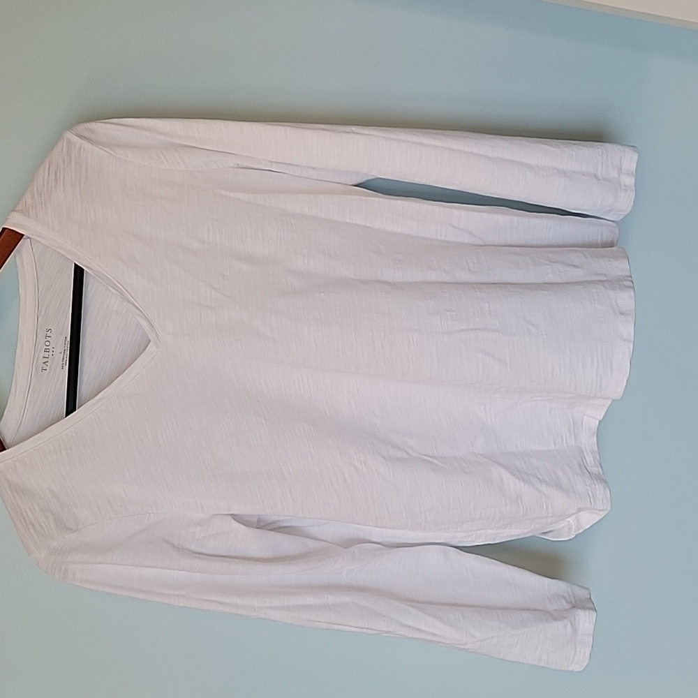 TALBOT'S Women's Long-Sleeve V-Neck Cotton Tee - White